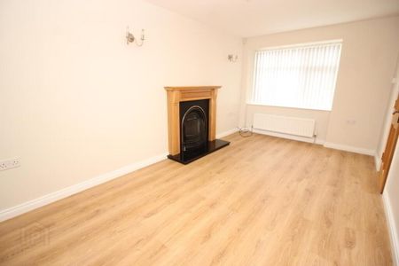 12 Main Street, Glenavy, Crumlin, BT29 4LW - Photo 2