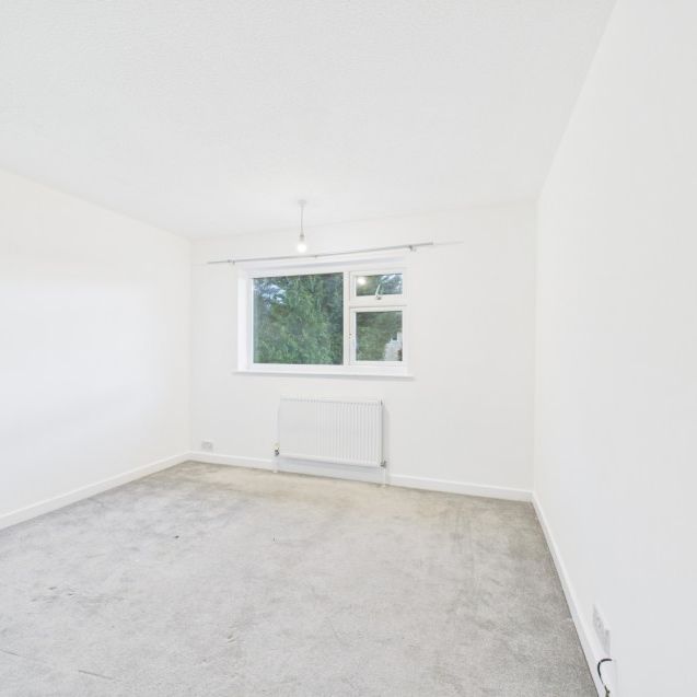 Hales Close, Cheltenham, Gloucestershire, GL52 - Photo 1