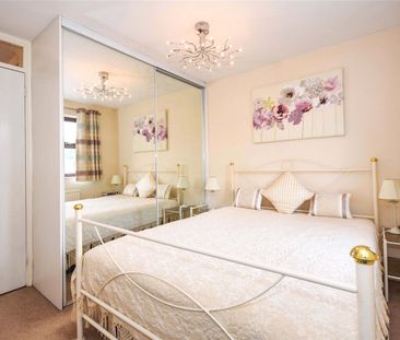 2 bedroom house to rent Inkerpole Place, CM2 - Photo 4