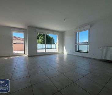 Location Appartement 4 pièces 82m² MIONNAY 01390 - Photo 1