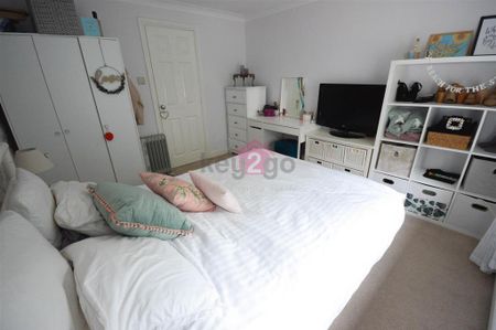 1 bedroom terraced house to rent - Photo 4