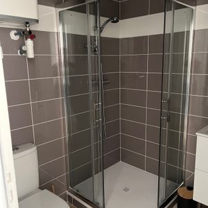 Location Appartement 1 pièce 13m² RUELLE SUR TOUVRE 16600 - Photo 3