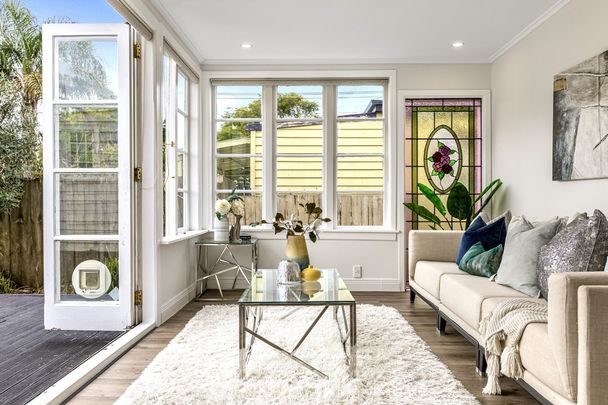 Character Villa - Photo 1