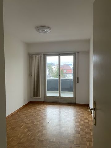 4.5 Zimmer, 73 m², 2. Stock - Foto 3