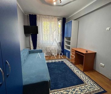 Apartament cu 3 camere, zona Ultra Centrala - Fotografie 3