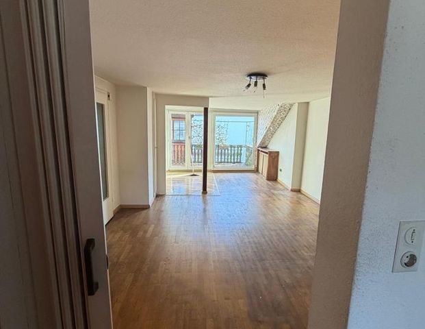 2,5 Zi. Wohn. In Waldkirch-Zentrum/-evtl.- bis 5er.WG geeignet - Foto 1