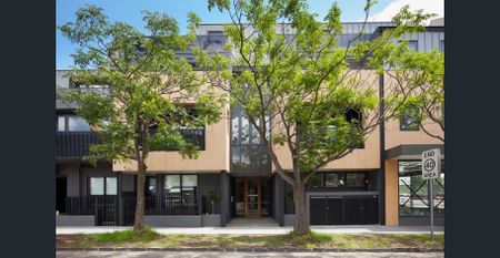 Superior 2 Bedroom Apartment - Photo 2