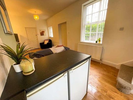 Falkner Square, L8 - Photo 1