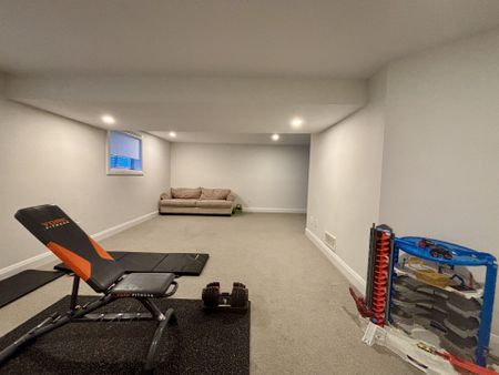 For Lease - 561 Honeylocust Avenue, Kanata, Ontario - Photo 4