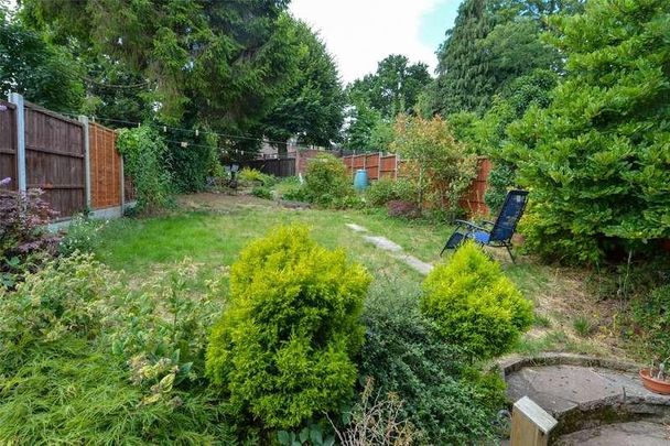 Staple Hall Road, Birmingham, West Midlands, B31 - Photo 1