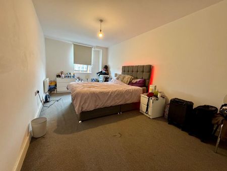 1 bedroom flat to rent - Photo 2