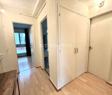 Location Appartement 3 pièces 55m² MONT ST AIGNAN 76130 - Photo 3