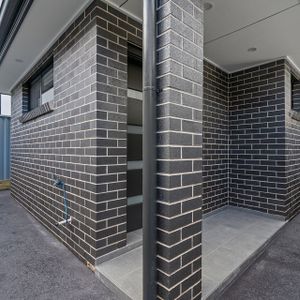 Modern & Convenient - Photo 2