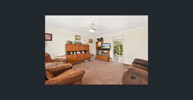 Neat As A Pin - Photo 1