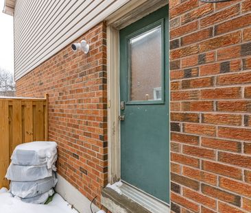 For Lease - 224 Wilcroft Court, Pickering, Ontario - Photo 4