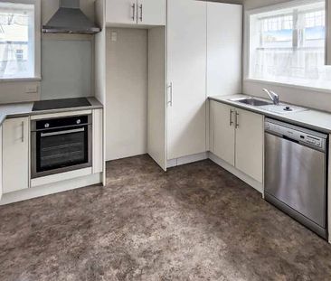 Waiwhetu Living - Photo 2