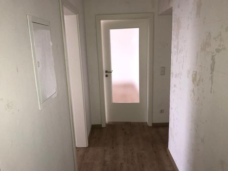 modernisierte 3-Zimmer Wohnung mit Balkon - Foto 2