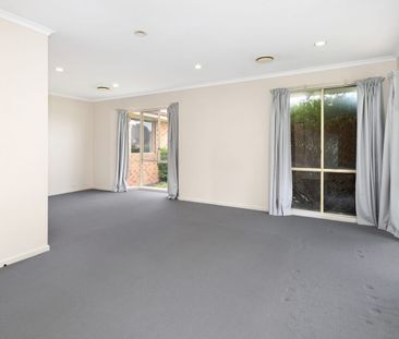 4 Harold Court, Alfredton, Vic 3350 - Photo 1