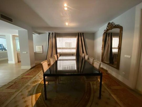 4 bedroom luxury Flat for rent in Madrid, Autonomous Region of Madrid - Photo 1