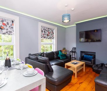 6 bedroom terraced house to rent - Photo 2