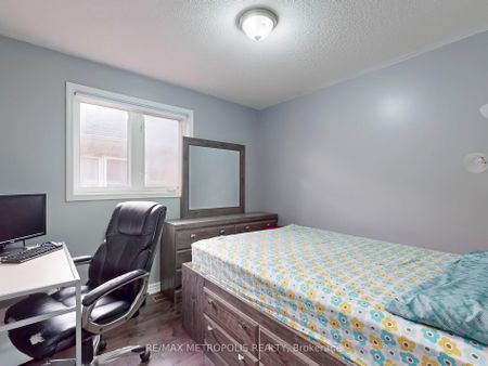 For Lease - 922 Tambourine Terrace Unit# Main, Mississauga, Ontario - Photo 4