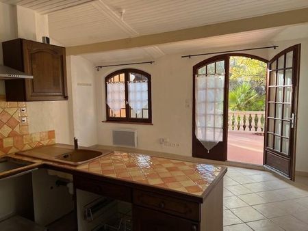 Location Appartement 2 pièces 33m² STE ANASTASIE SUR ISSOLE 83136 - Photo 2