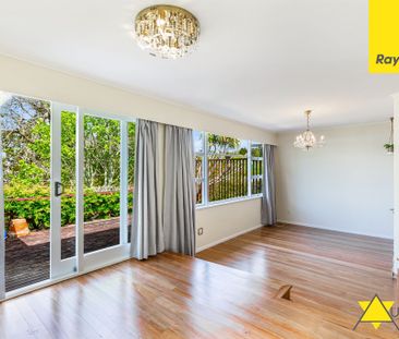 3 bedroom and 1 bathroom house in Glen Eden - Photo 6