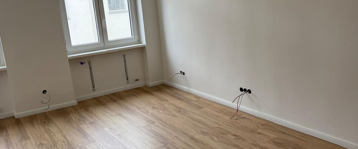 Modernisierte kleine Altbauwohnung im Seitenflügel 4.OG - Foto 1