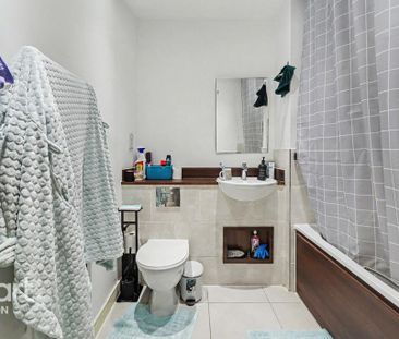 2 bedroom apartment to rent - Photo 6