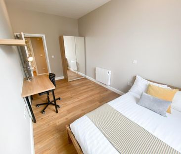 7 bedroom flat to rent - Photo 6