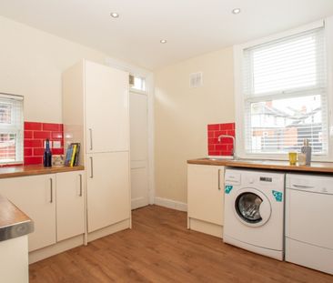 9 Canterbury Drive, Headingley, Leeds, LS6 3EU - Photo 4