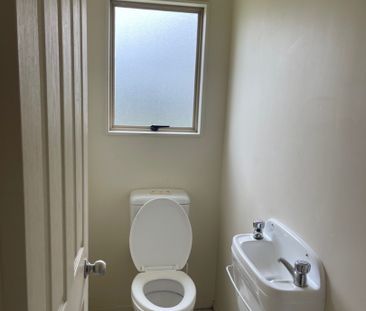 Property Management3 Gina Avenue, Ranui - Townhouse for Rent - Photo 6