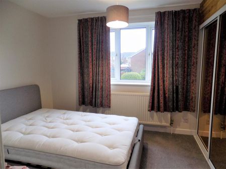 2 bedroom semi-detached house to rent - Photo 4