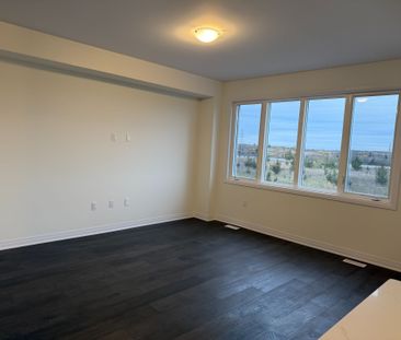 For Lease - 144 Aviron Crescent, Welland, Ontario - Photo 3