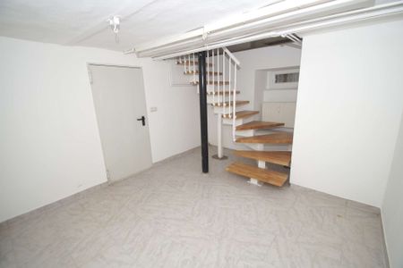 2-Zimmer-Wohnung im Hinterhaus mit viel zusätzlichem Platz im Untergeschoß - Foto 5