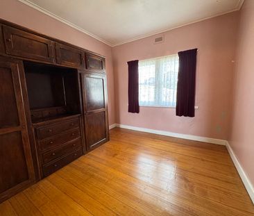 Perfect family 3 bedroom home in convenient location - Photo 2