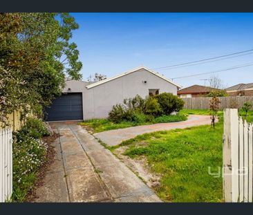13 Glenmaggie Court, Meadow Heights, Vic 3048 - Photo 6