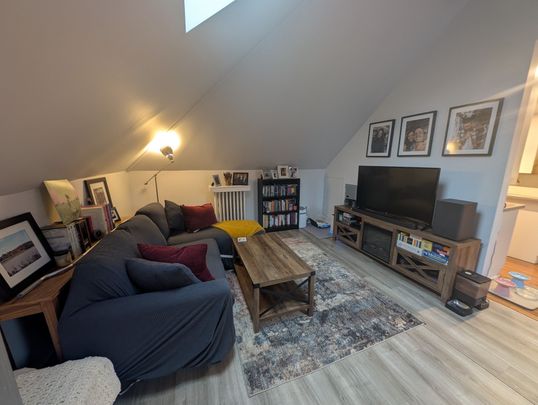 For Lease - 735 Avenue Road Unit# 3rd Flr, Toronto, Ontario - Photo 1