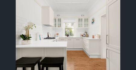 Grand Art Deco Apartment on Sydney Harbour - Photo 4