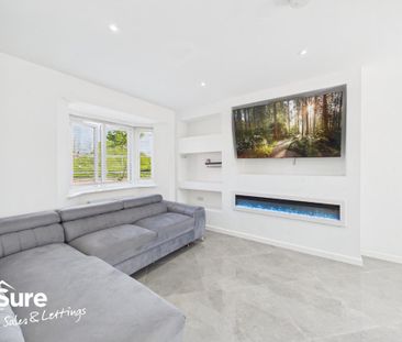 3 bedroom detached house to rent - Photo 2