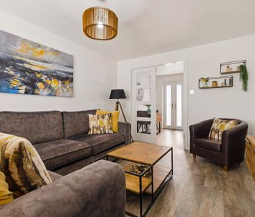 17 Loganswell Place - Photo 3