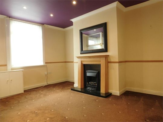 Wellington Street - Photo 1