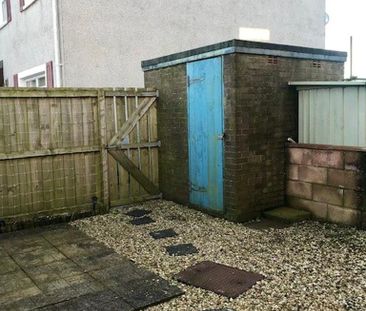2 bedroom house to rent - Photo 2