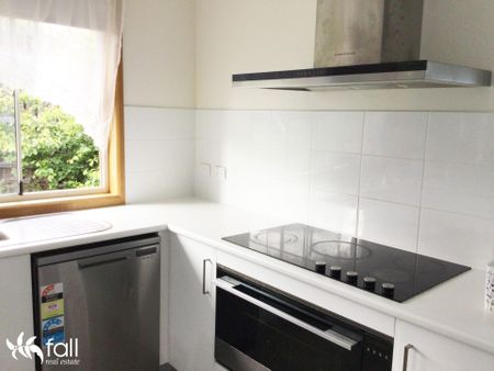 Modern & Spacious Home with Stunning Water Views - Photo 3