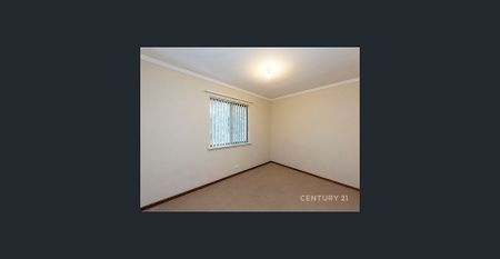 Unfurnished 2 bedroom apartment in a secure complex. - Photo 3