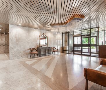 5900 Av. Armstrong Côte-Saint-Luc, QC H4W - Photo 6