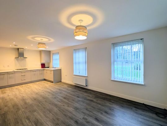 2 bedroom flat to rent - Photo 1