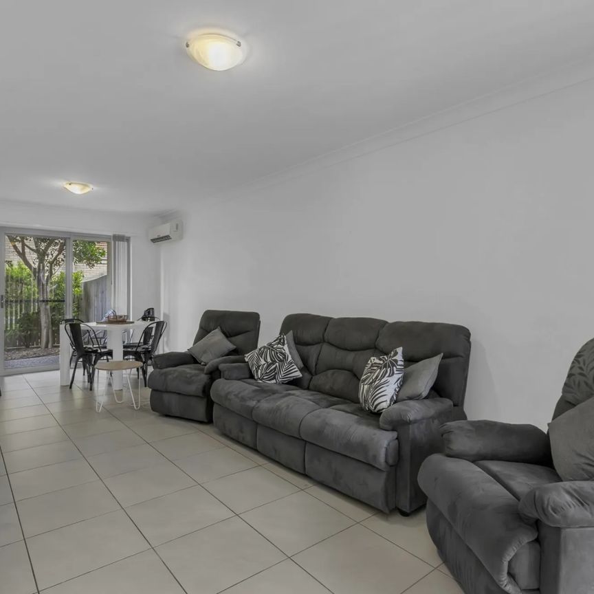 TOWNHOUSE FOR RENT - Photo 1