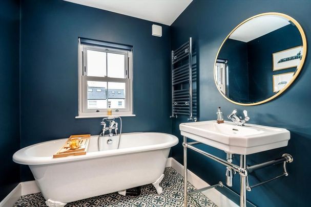 3 bedroom terraced house to rent - Photo 1