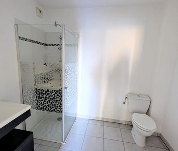 AIX LA DURANNE APPARTEMENT T2 TERRASSE, - Photo 3